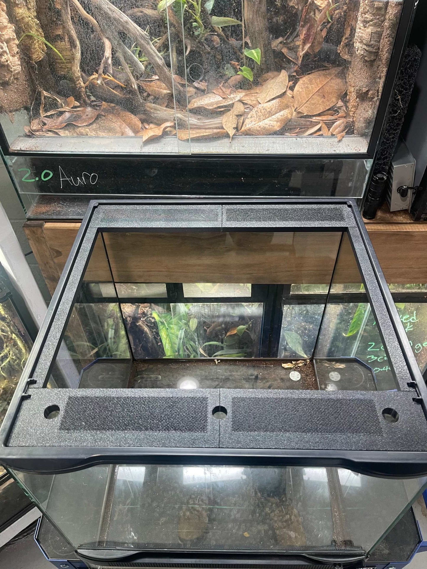 Custom Replacement Top for 18" Zoomed Terrariums β Humidity Retaining with Fly-Proof Ventilation